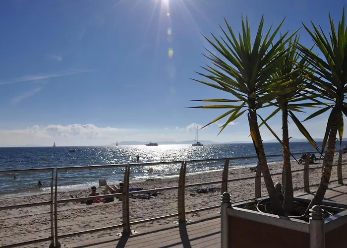 Appartement Sur Le Port De - à 2min Des Plages, Clim&balcon